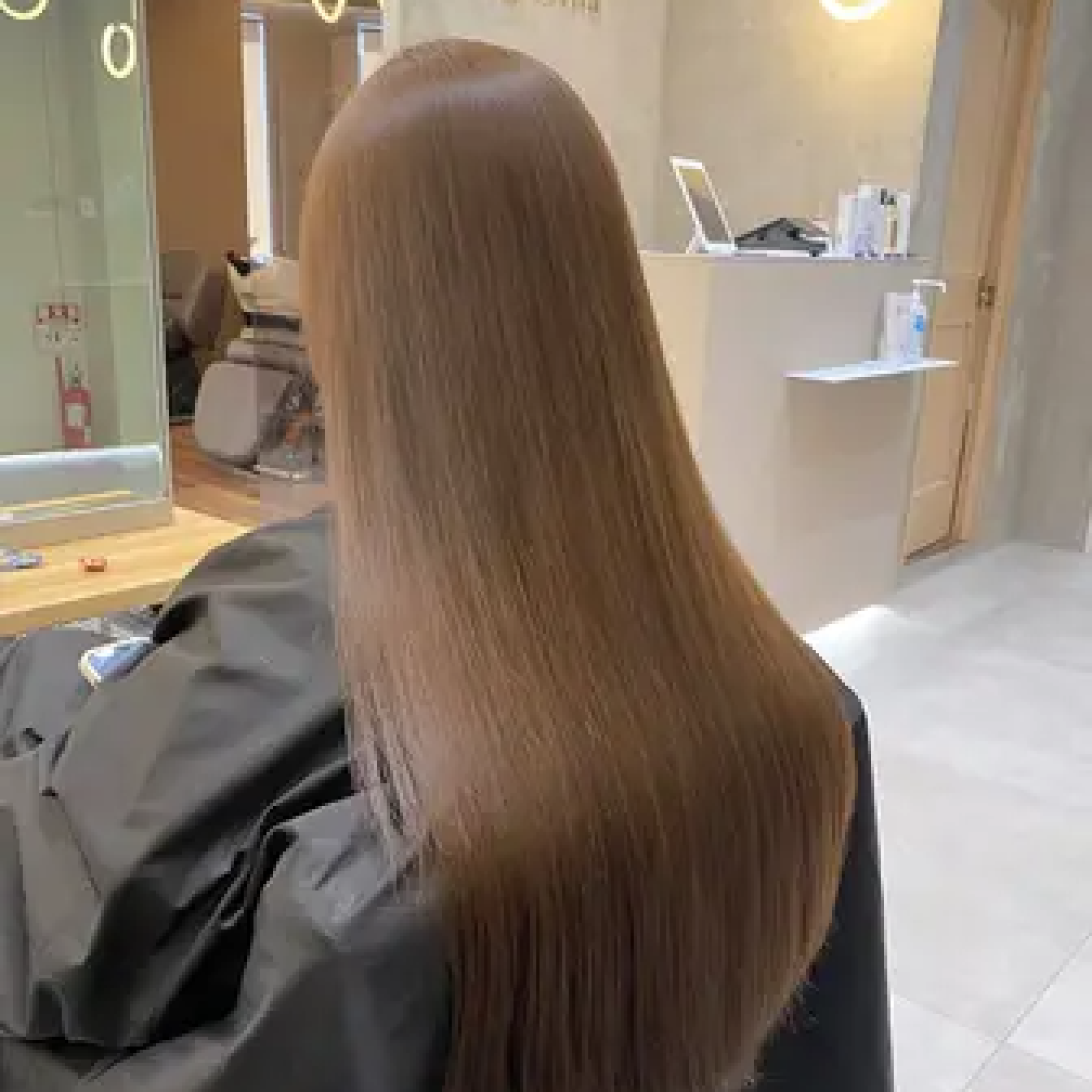 似合わせカット＋ブリーチなしダブルケアカラー＋1stepトリートメント＋コテ巻き
