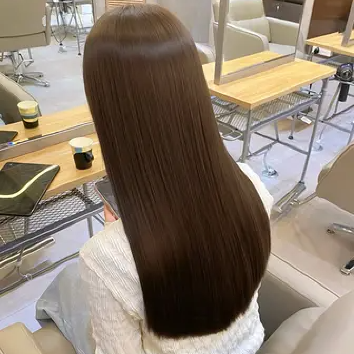 🤍伸ばし中の方におすすめ🤍髪質改善ケアカラー＋高保湿トリートメント＋コテ巻き