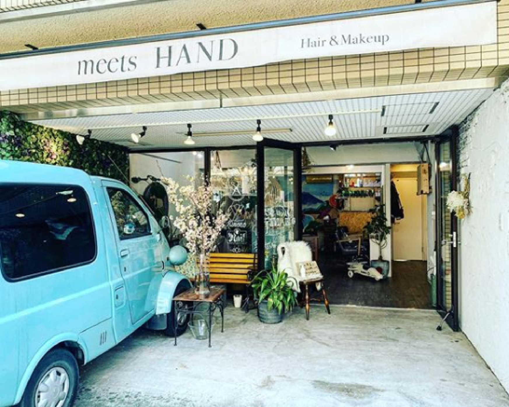 meets HAND