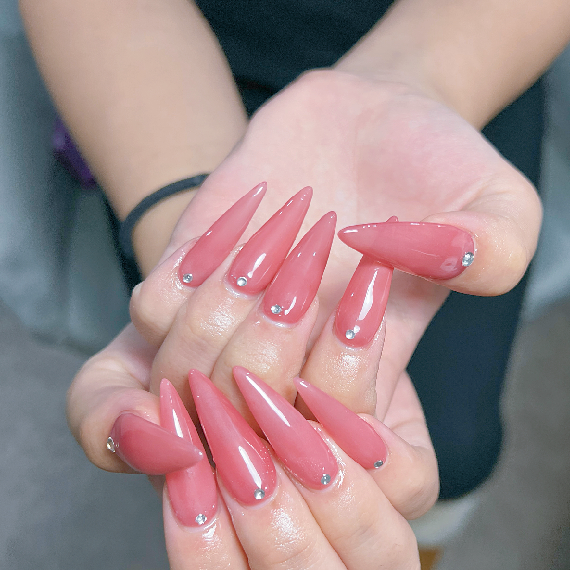 長さ出し🔟本 + ワンカラー + 🔟個小さいストーン