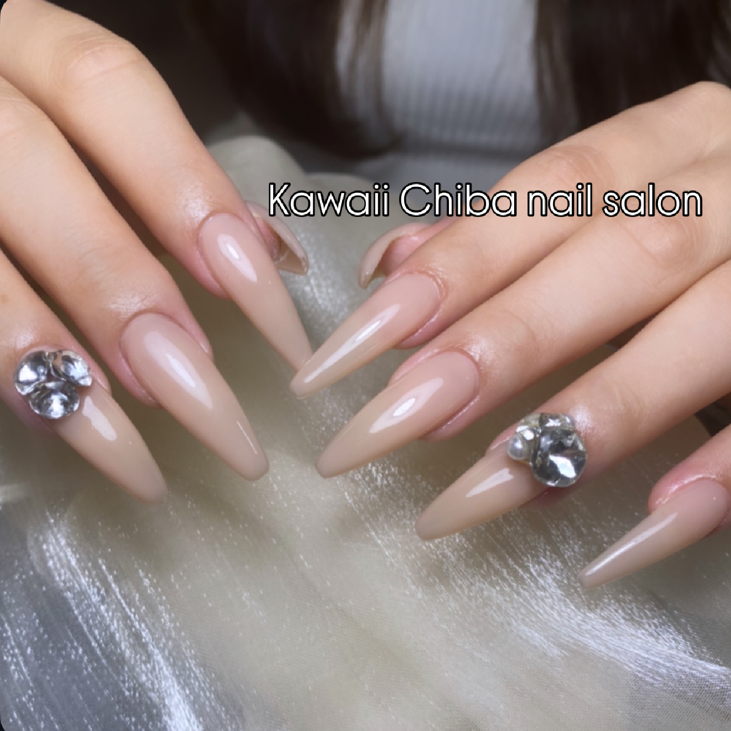 🌸長さ出し🔟本 + ワンカラー + 🔟個小さいストーン or 2個パーツ🌸