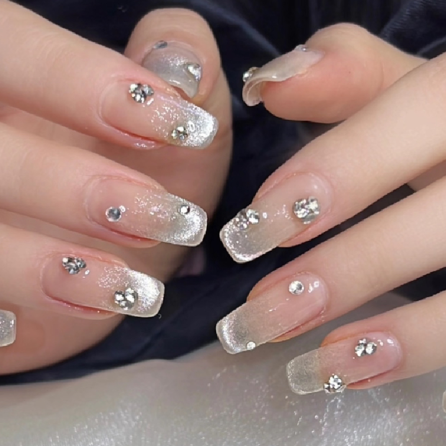 ☆SNS爆発大人気チークマグネットネイル(vカット付き放題)