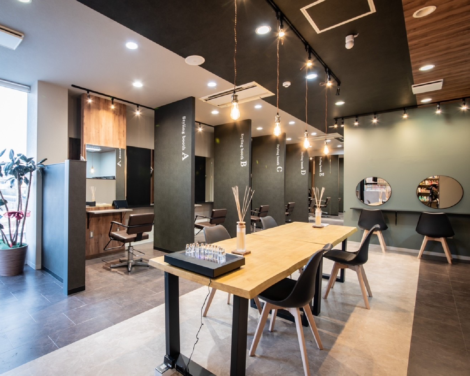 thrre lash黒崎桃園店