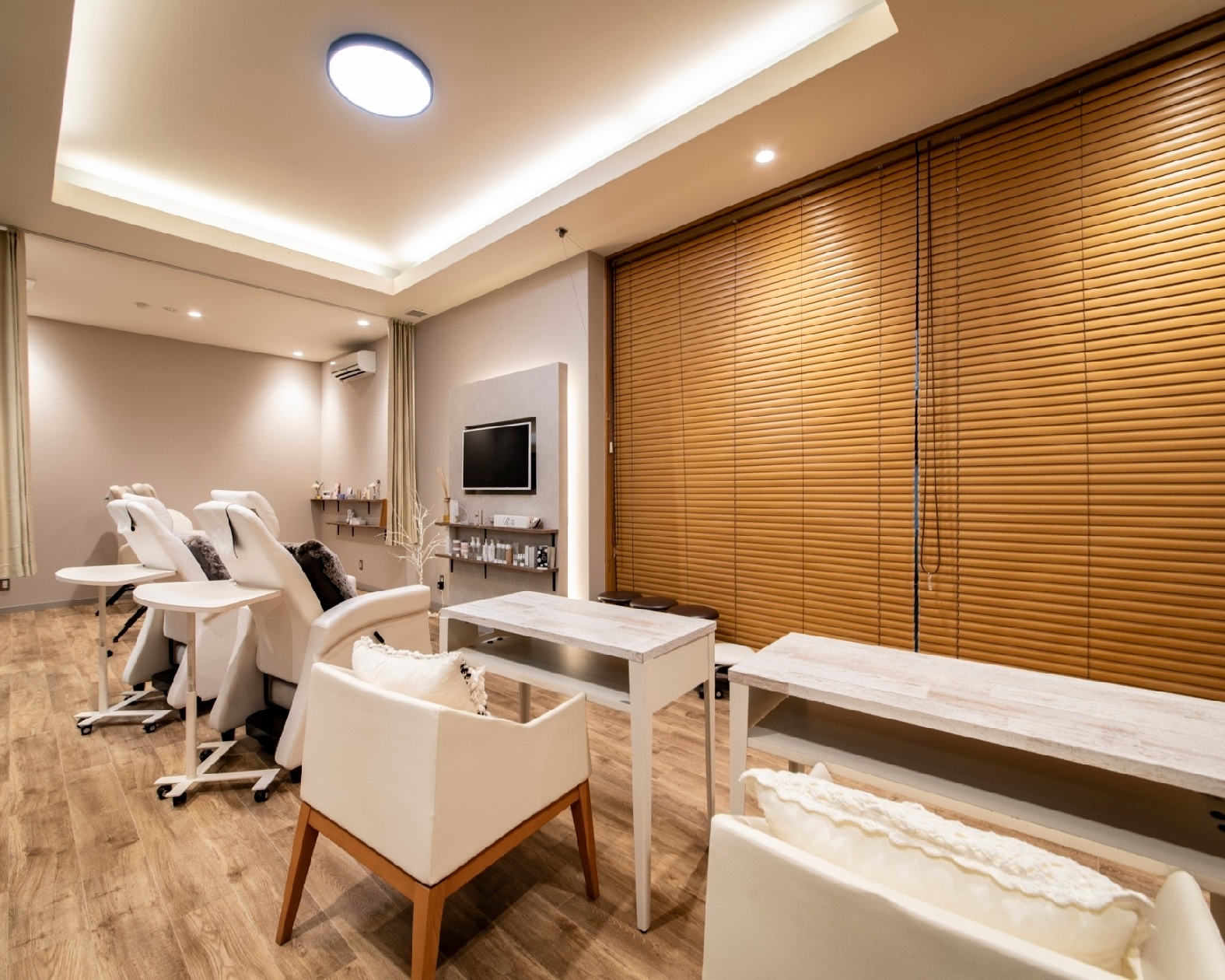 elf.nail / three lash浅川本店