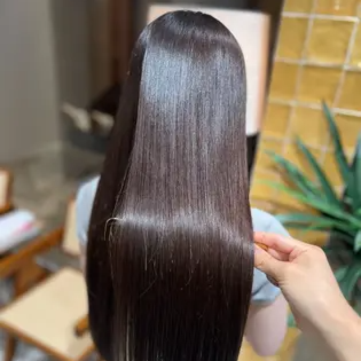【限定】premium艶髪ストレート+カット+髪質改善トリートメント