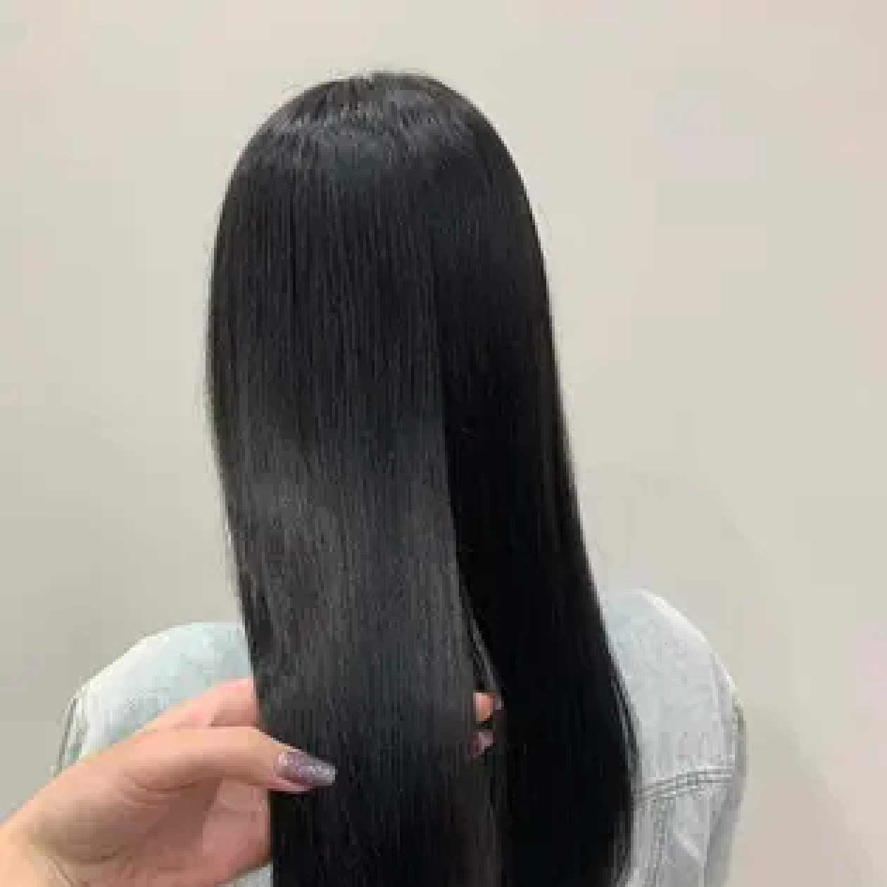 【前髪のクセが気になる方へ】 艶髪ストレート（前髪縮毛矯正）+カット✂️