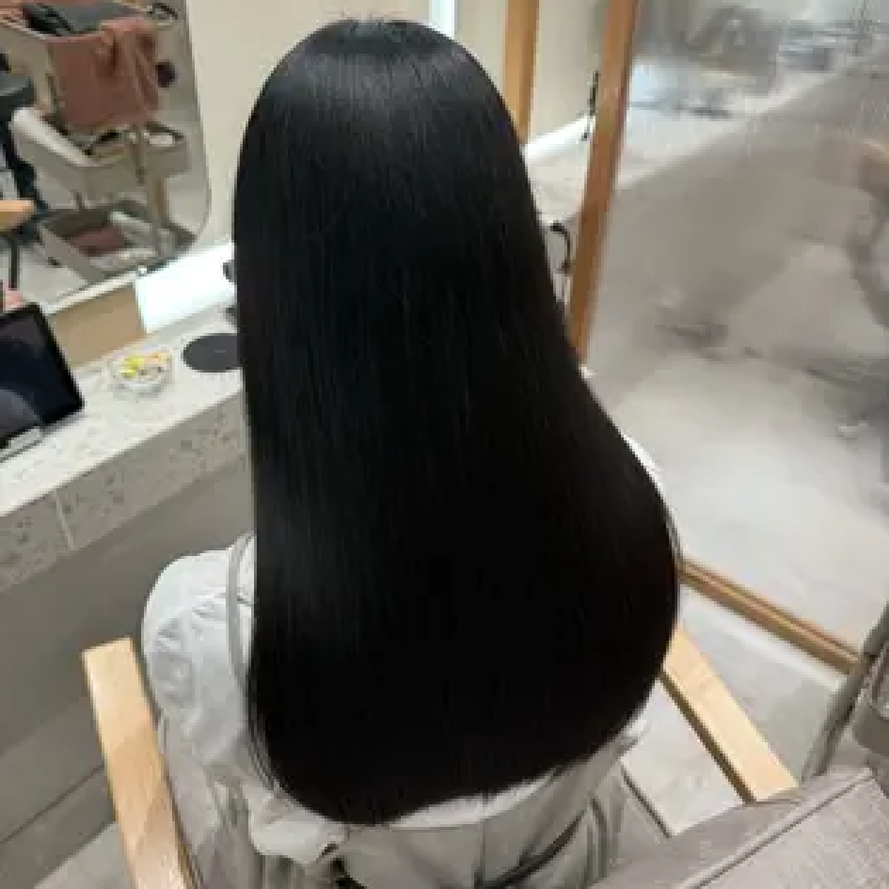 Premium艶髪ストレート(縮毛矯正)+カット