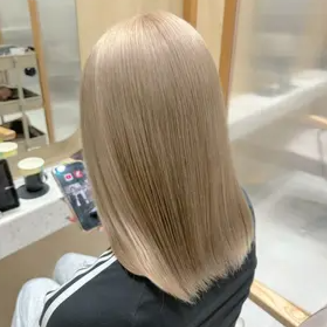 ブリーチカラー+カット