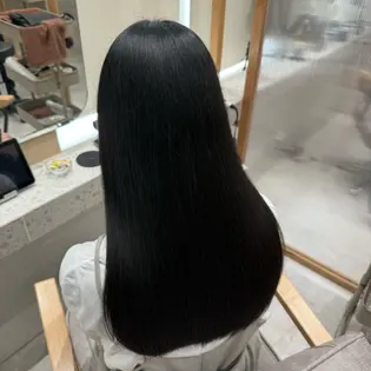 Premium艶髪ストレート(縮毛矯正)+カット