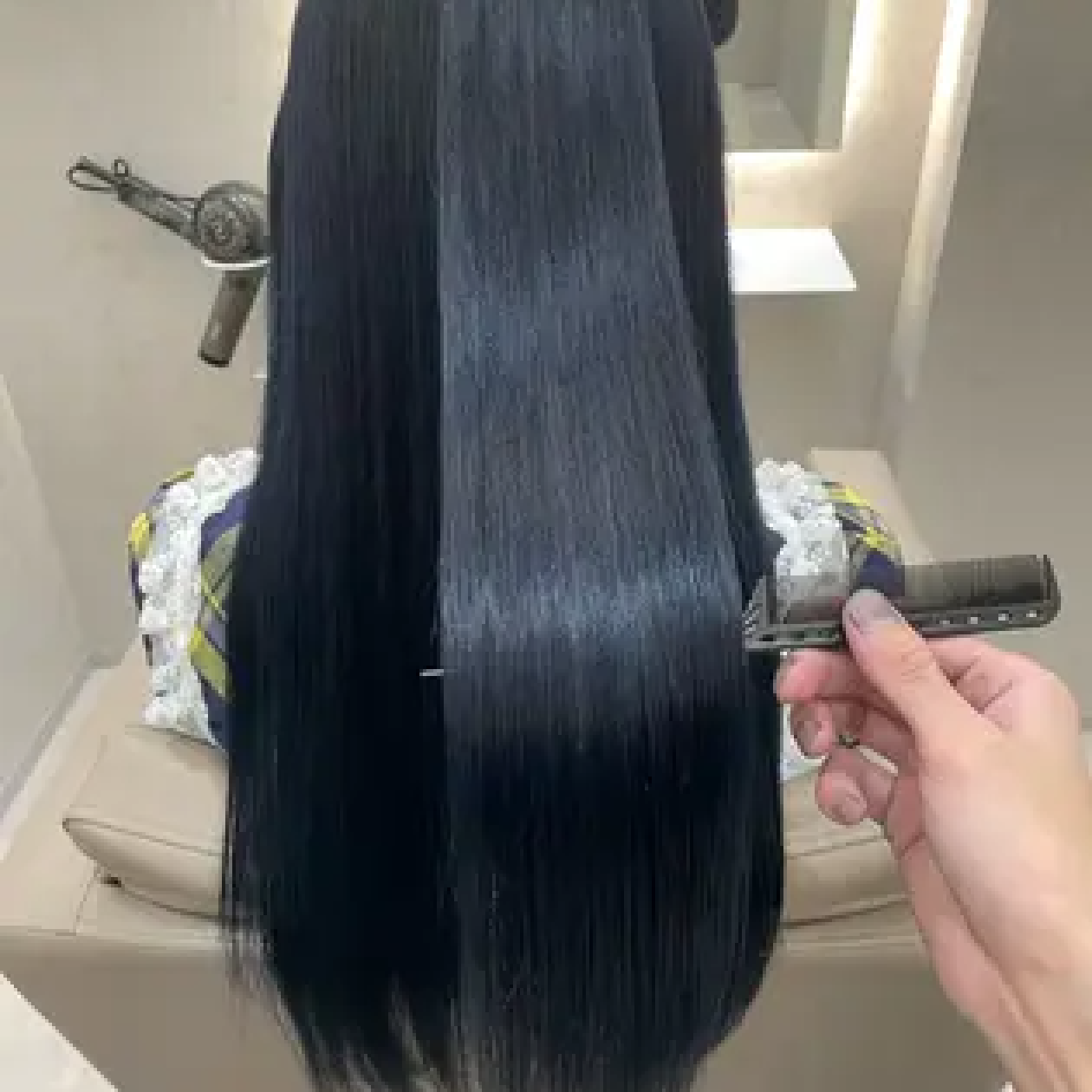 Premium🔮艶髪ストレート(縮毛矯正)+カット+TOKIO超音波TR