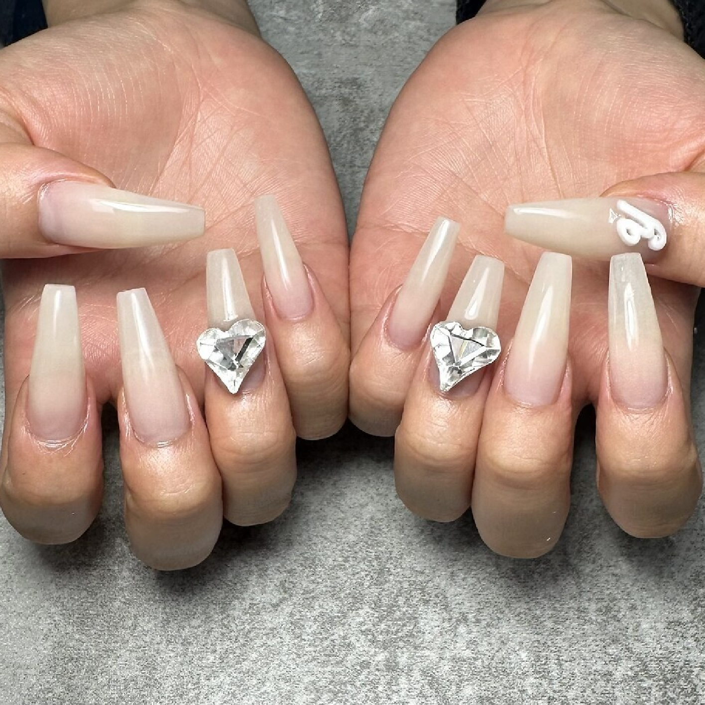 【ハードジェル長さ出し☆美フォルム】ワンカラー☆モチ・強度◎ ¥7700