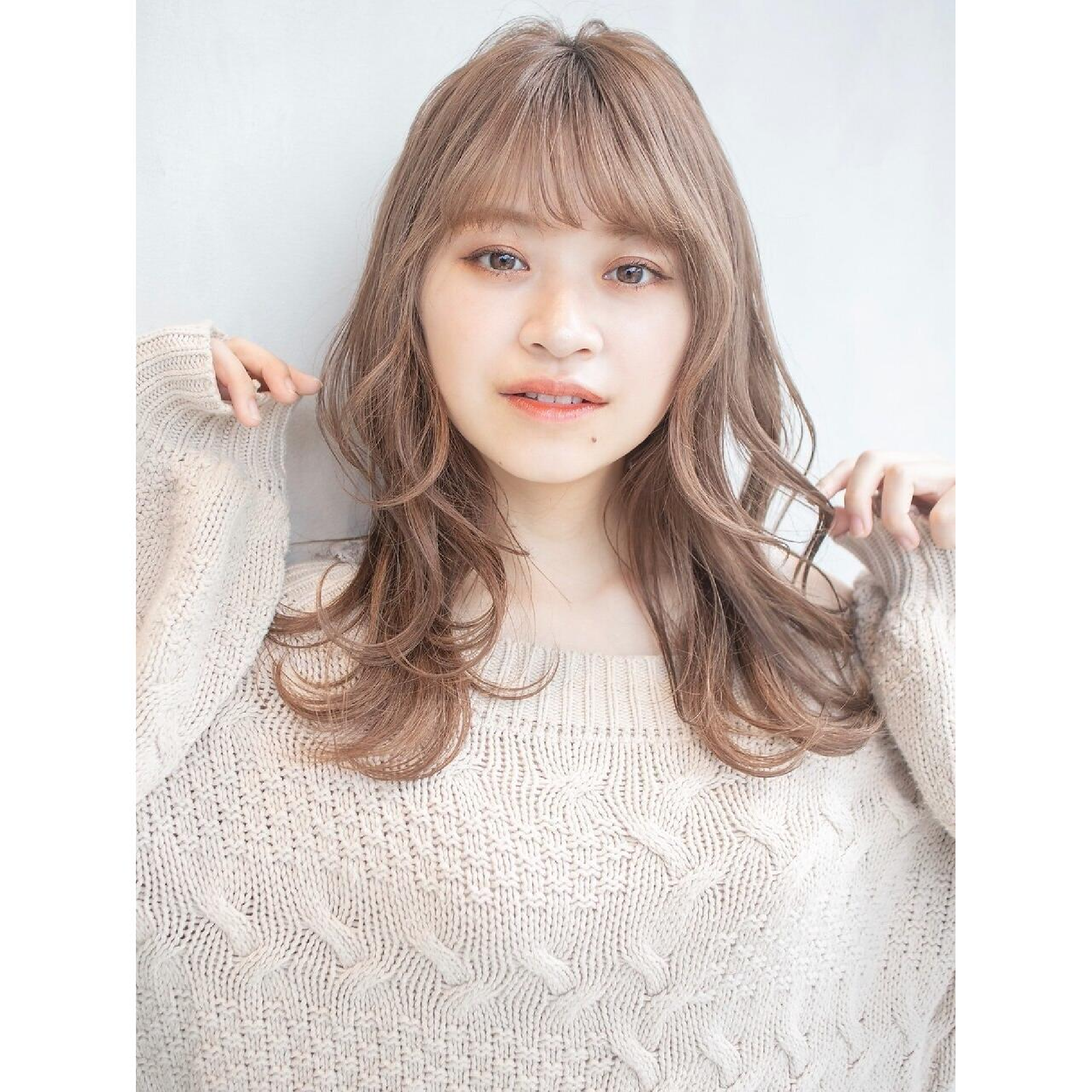 学割U24★イルミナカラー （フル）＋カット￥7400