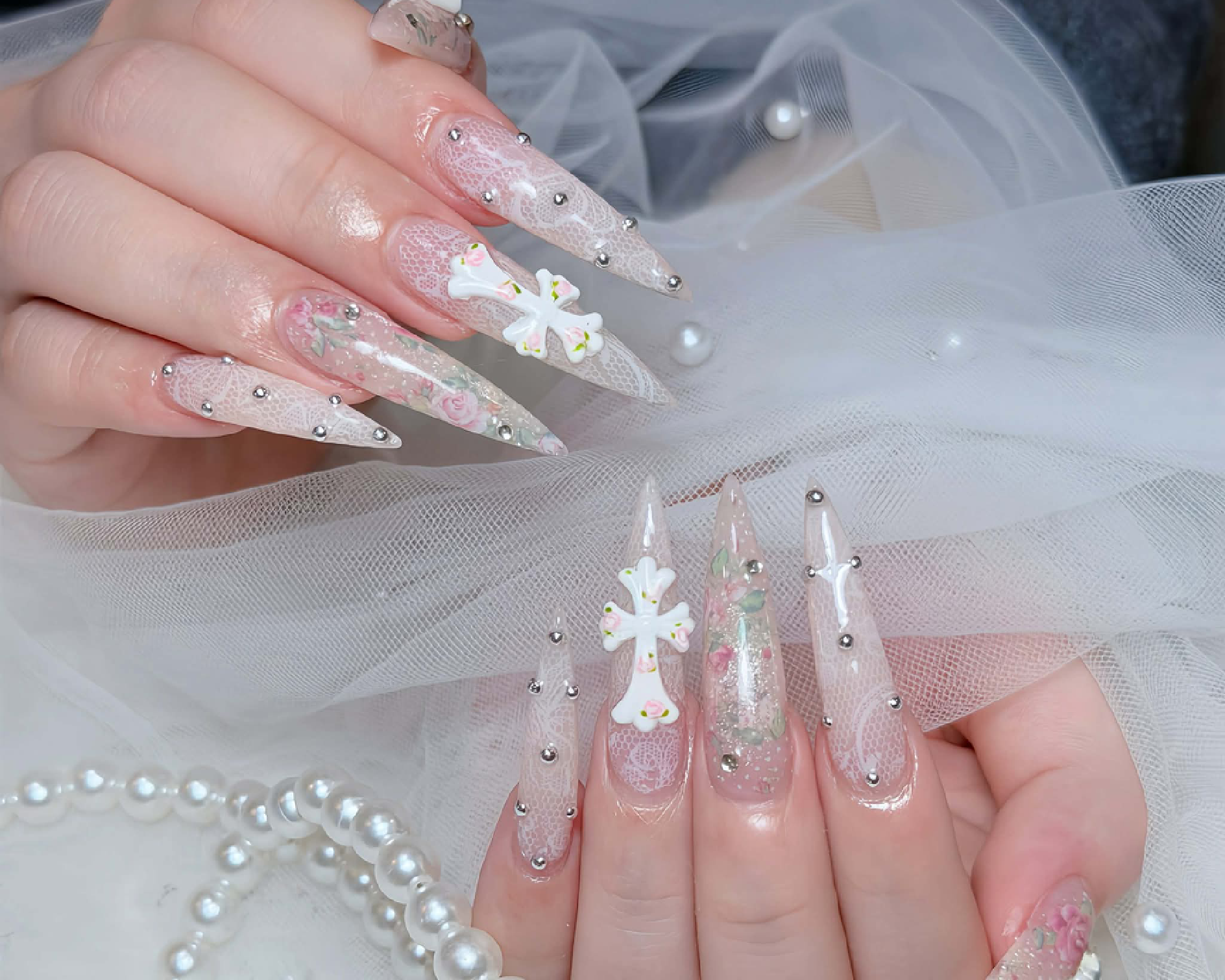 Eli Muse Nail