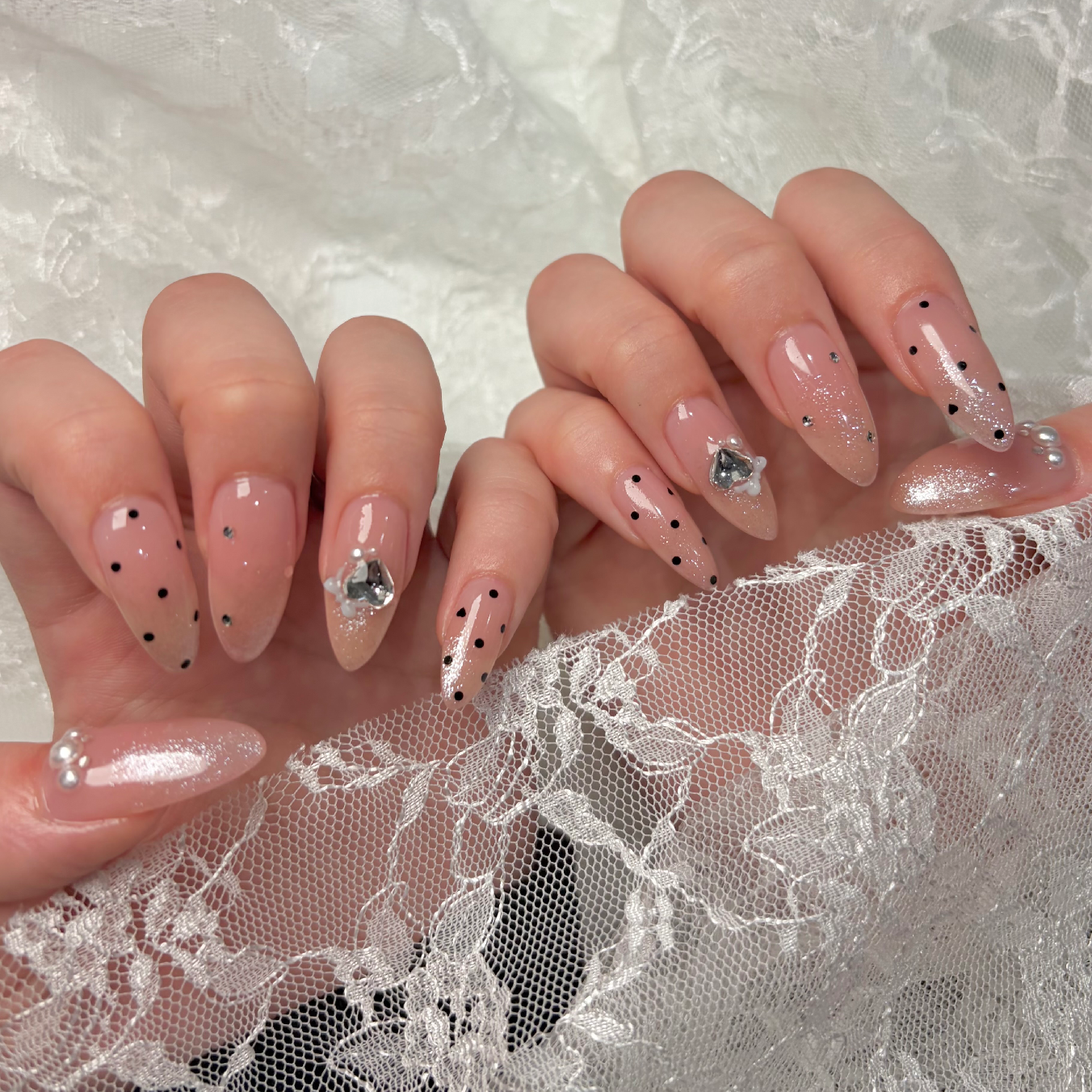 anna_monthlyデザイン
