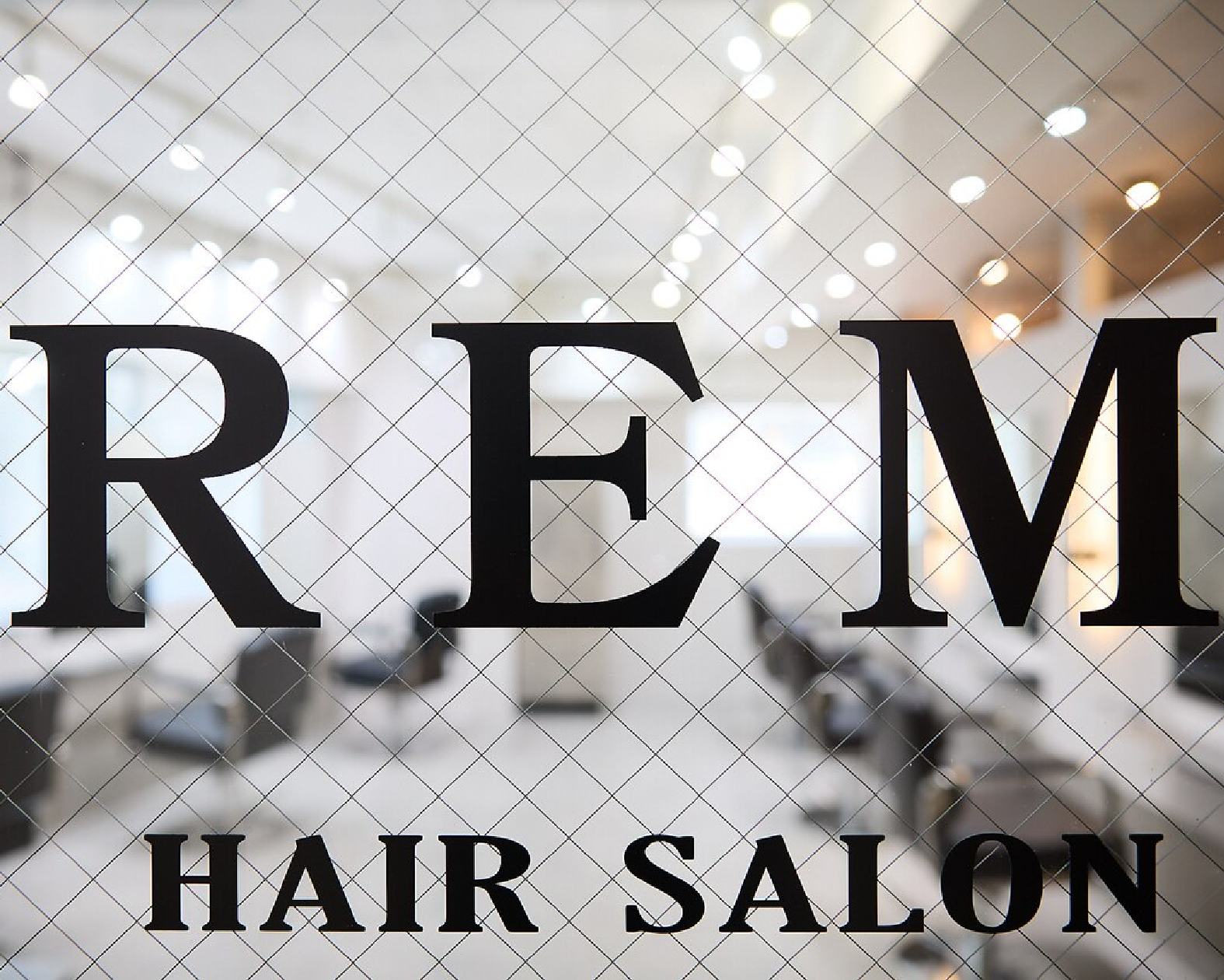 REM 新宿