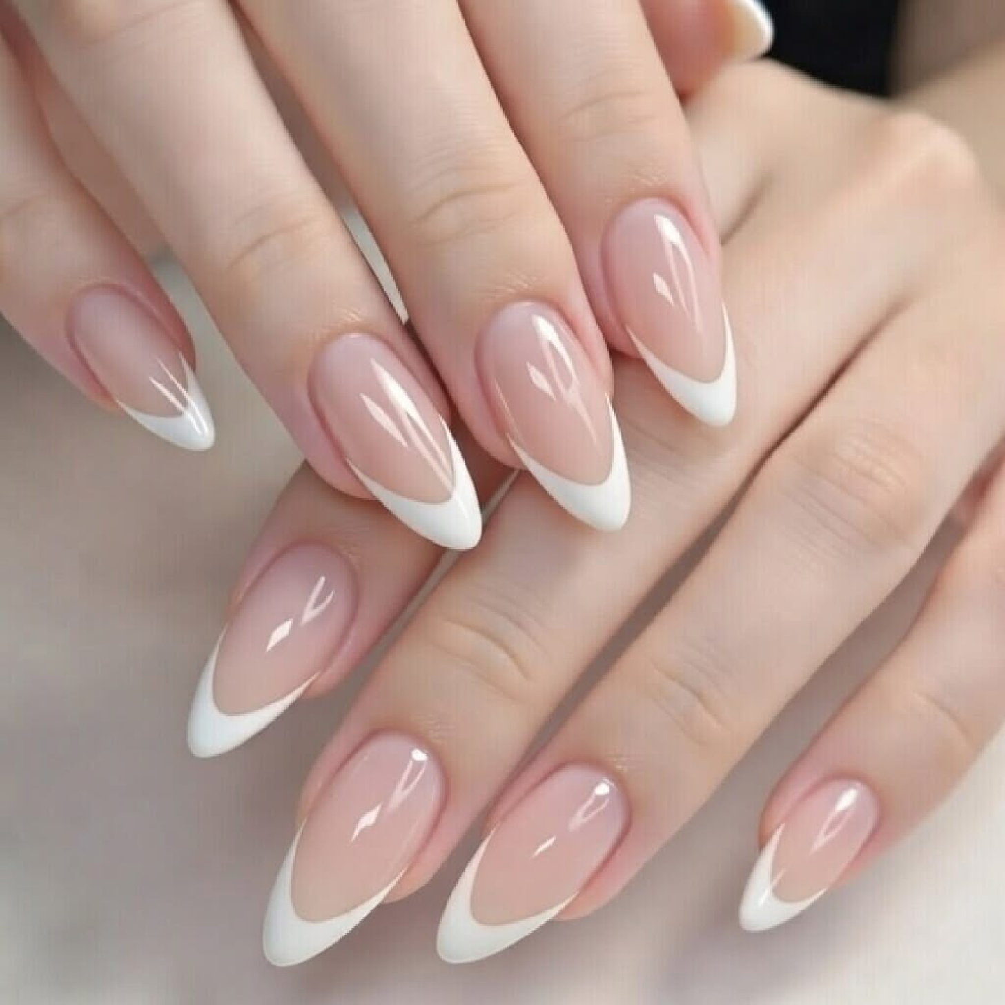 フレンチネイル　🎀