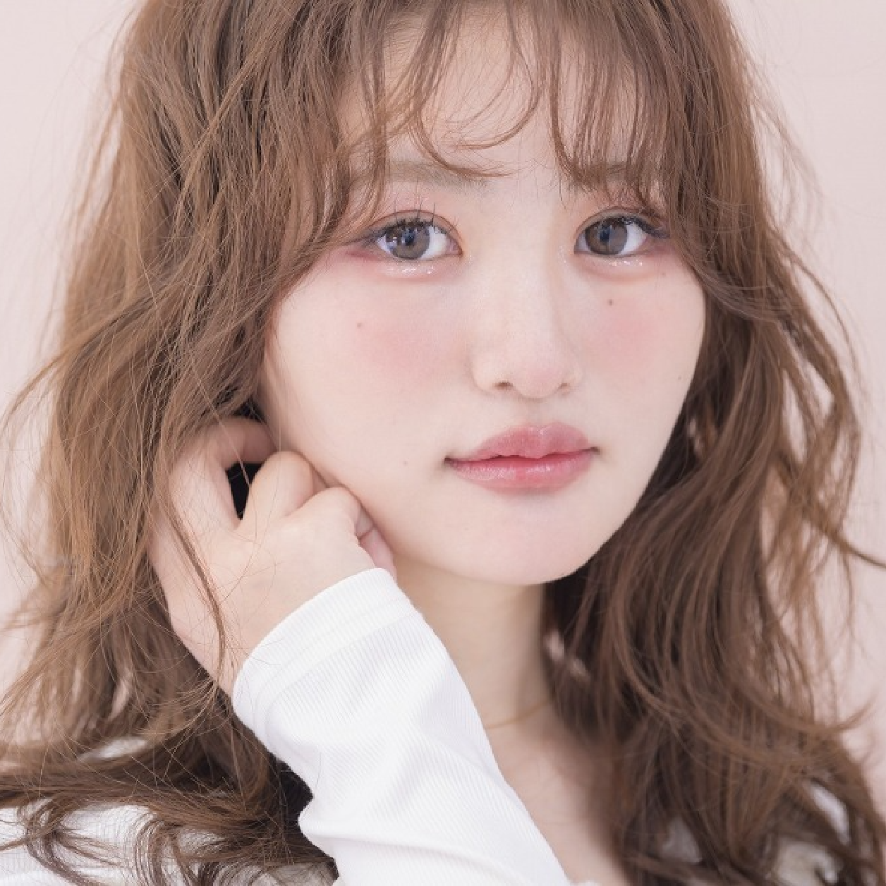 高発色透明感◎イルミナorアディクシーカラー　¥7700 (赤羽1分*赤羽南口)