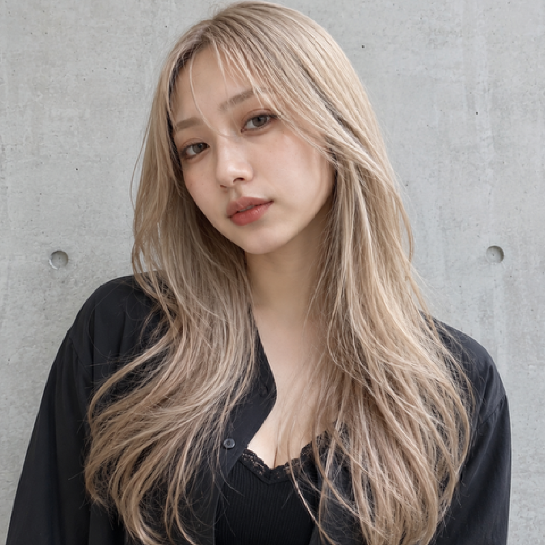 ケアブリーチ+高発色カラー　￥17270