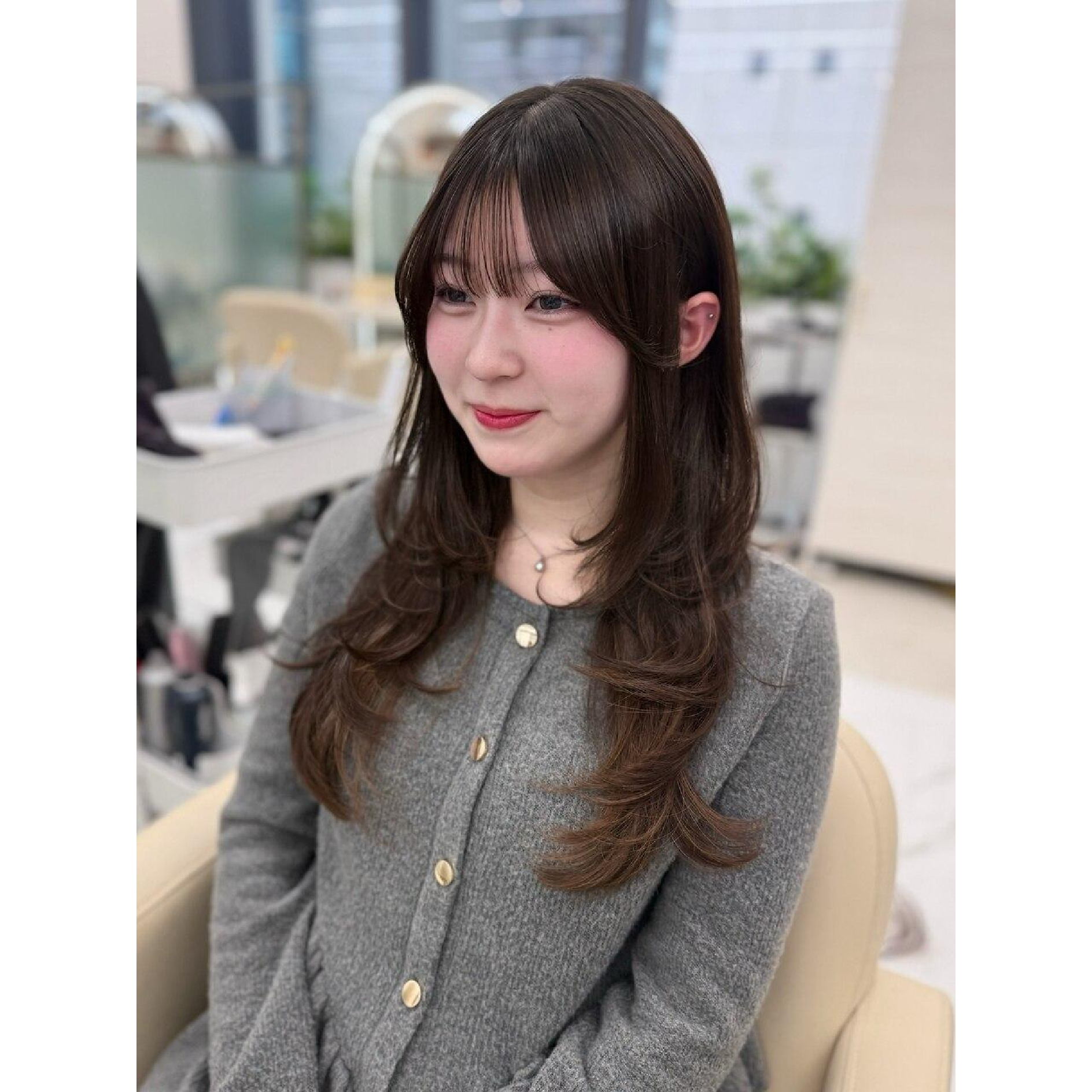 【平日限定】小顔似合わせカット+エルIVトリートメント
