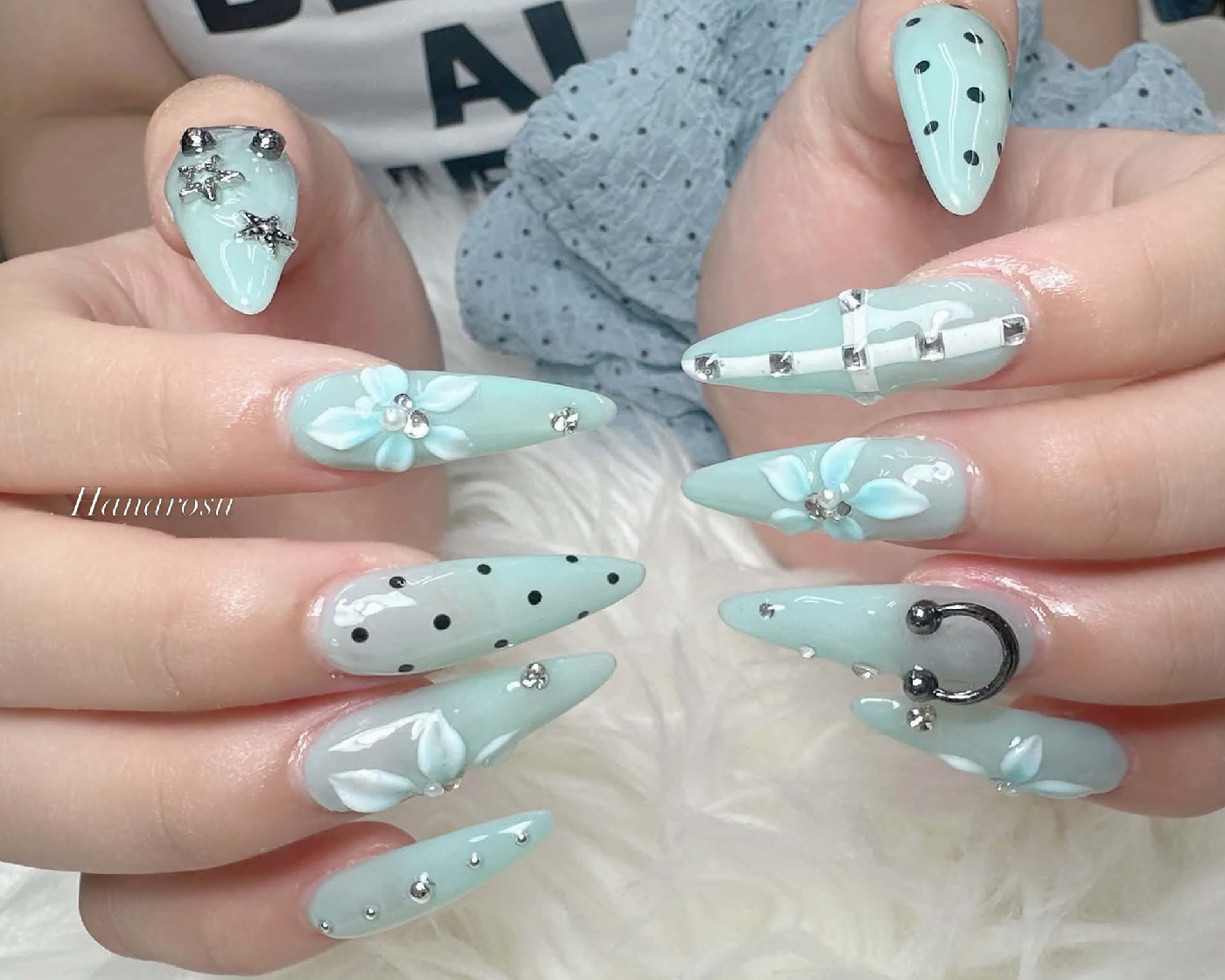 Hana rose nail