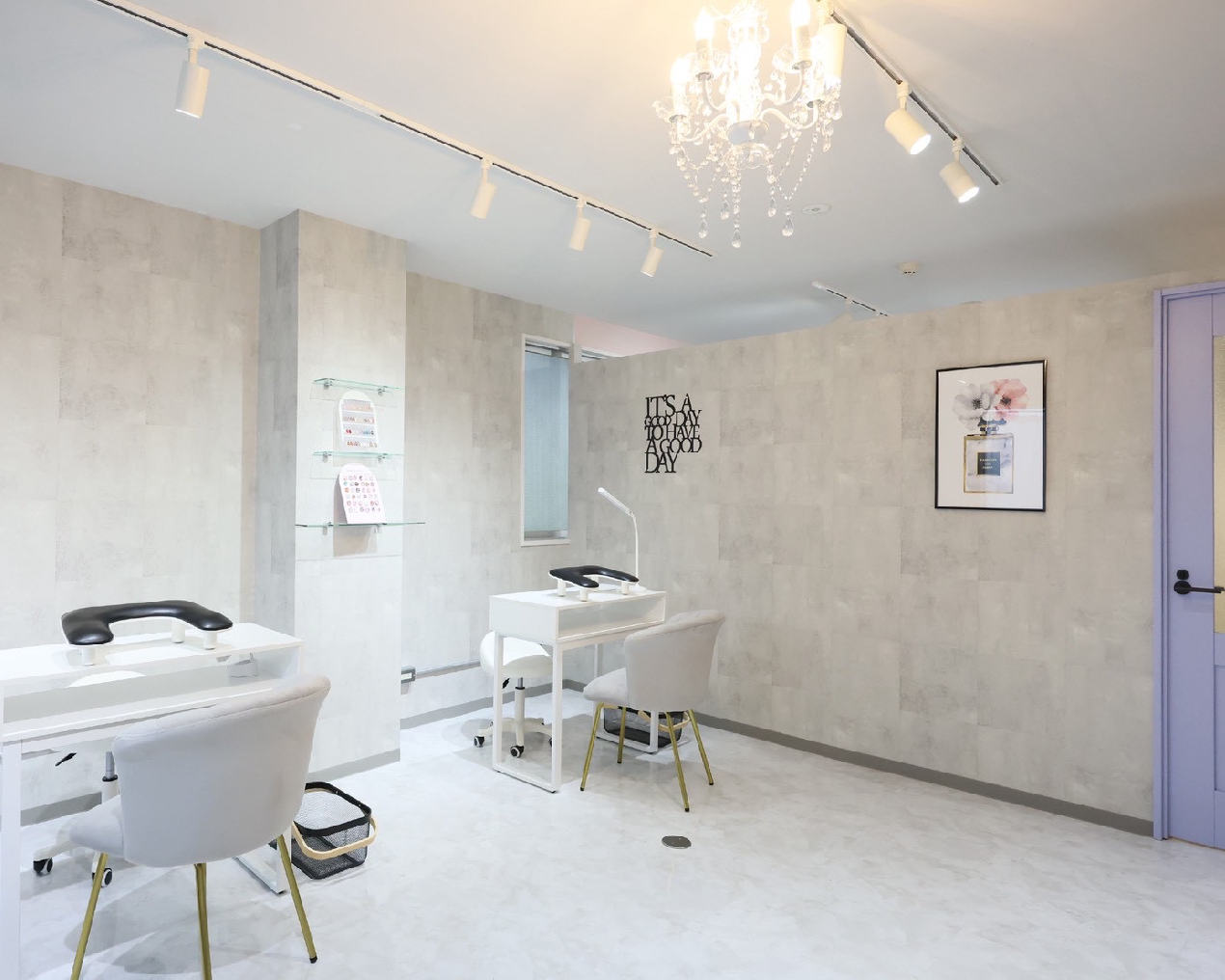 Nail&Eye salon Ruru
