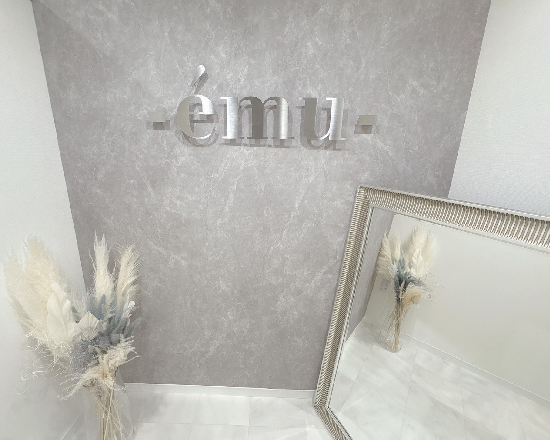 -ému-心斎橋