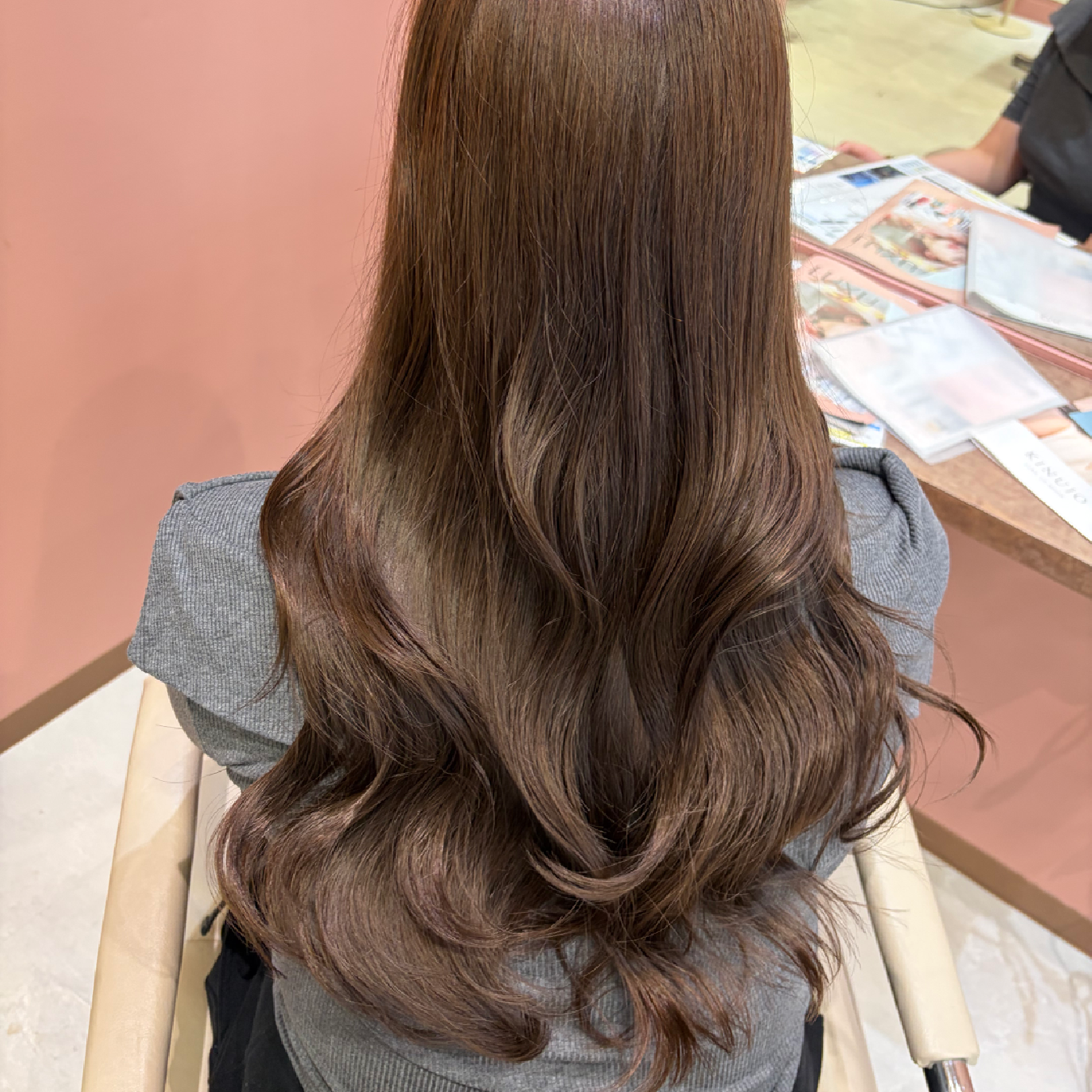 レイヤーカット＆髪質改善透明感カラー ¥7350